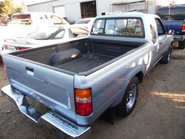 1991 TOYOTA PICK UP EXTRA CAB BLUE 2.4 MT 2WD Z19832